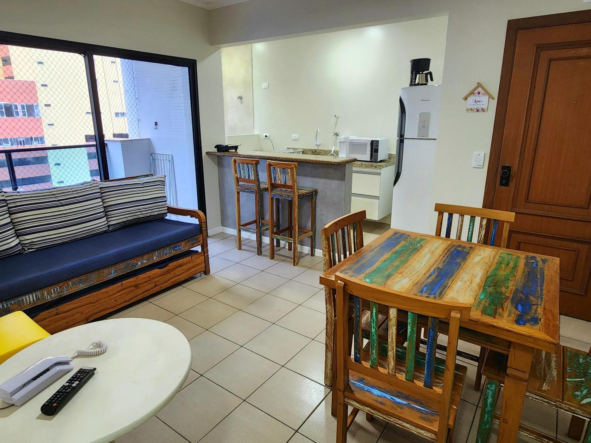 Flats Capitania Varam Pitangueiras * Guaruja